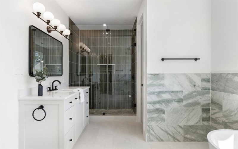 3910 Highgrove Drive, Dallas, TX 75220, 5 Habitaciones Habitaciones , ,5 BañosBaños,Residential,En Venta,3910 Highgrove Drive,20965212