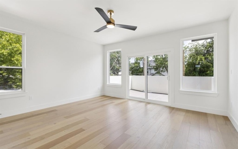3910 Highgrove Drive, Dallas, TX 75220, 5 Habitaciones Habitaciones , ,5 BañosBaños,Residential,En Venta,3910 Highgrove Drive,20965212