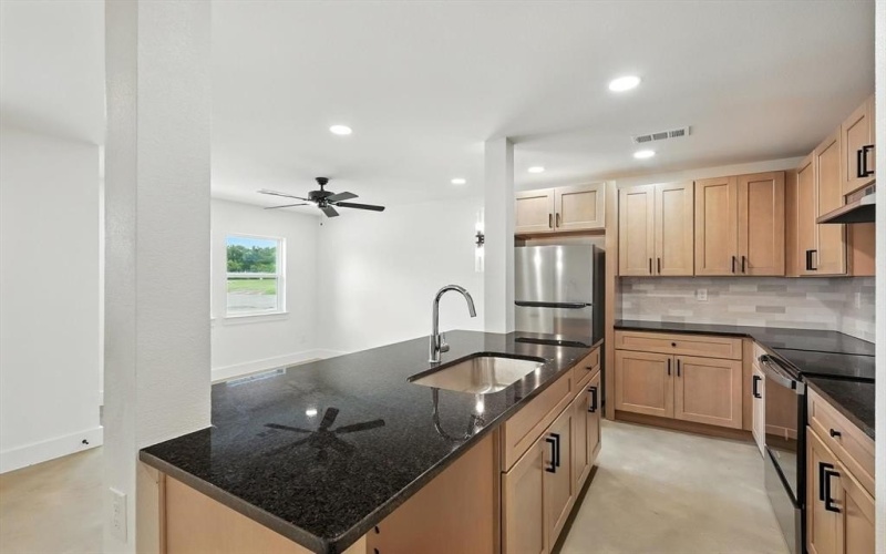 3206 Sayle Street #101, Greenville, TX 75401, 3 Habitaciones Habitaciones , ,1 BañoBaños,Residential,En Venta,3206 Sayle Street,20987490
