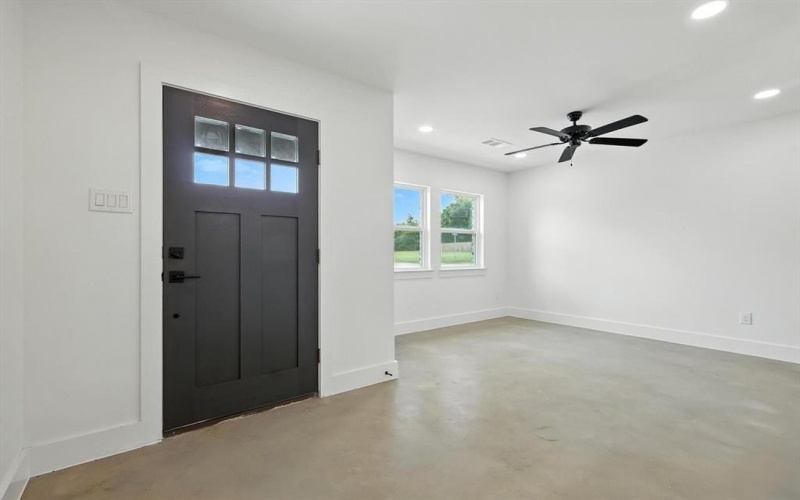 3206 Sayle Street #101, Greenville, TX 75401, 3 Habitaciones Habitaciones , ,1 BañoBaños,Residential,En Venta,3206 Sayle Street,20987490