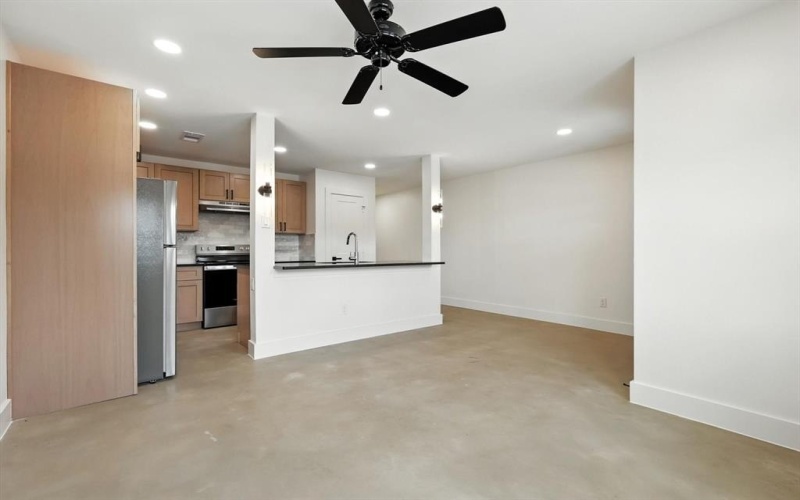 3206 Sayle Street #101, Greenville, TX 75401, 3 Habitaciones Habitaciones , ,1 BañoBaños,Residential,En Venta,3206 Sayle Street,20987490