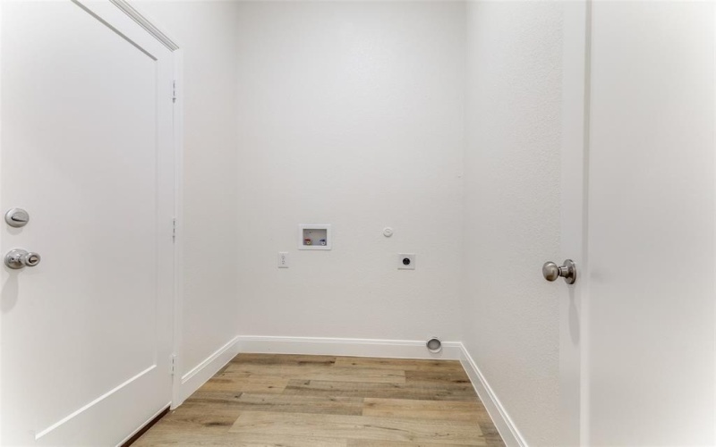 4715 Ramey Avenue, Fort Worth, TX 76105, 4 Bedrooms Bedrooms, ,2 BathroomsBathrooms,Residential,For Sale,4715 Ramey Avenue,20991999