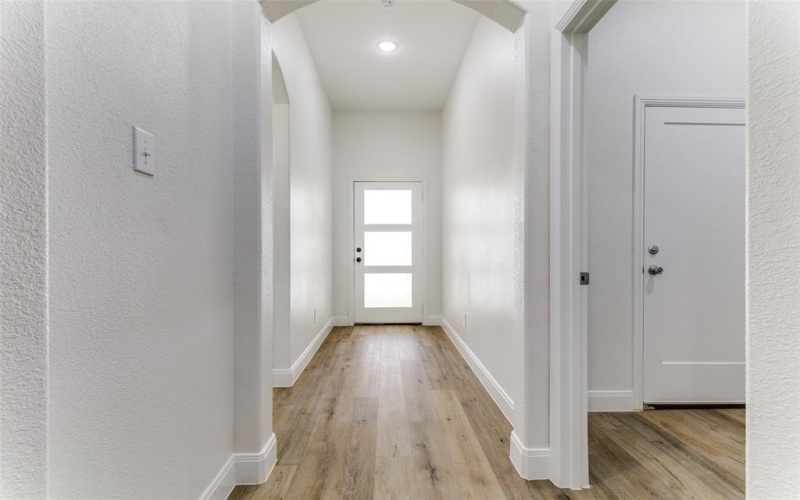 4715 Ramey Avenue, Fort Worth, TX 76105, 4 Bedrooms Bedrooms, ,2 BathroomsBathrooms,Residential,For Sale,4715 Ramey Avenue,20991999