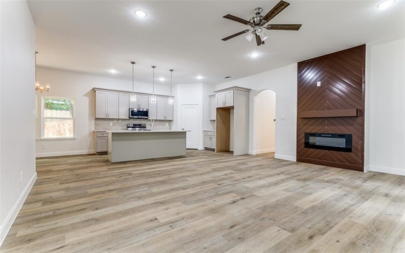 4715 Ramey Avenue, Fort Worth, TX 76105, 4 Bedrooms Bedrooms, ,2 BathroomsBathrooms,Residential,For Sale,4715 Ramey Avenue,20991999