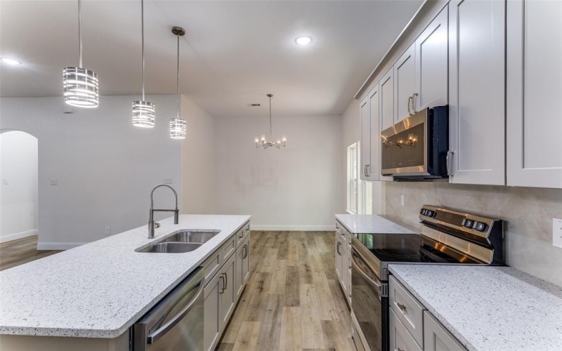 4715 Ramey Avenue, Fort Worth, TX 76105, 4 Bedrooms Bedrooms, ,2 BathroomsBathrooms,Residential,For Sale,4715 Ramey Avenue,20991999