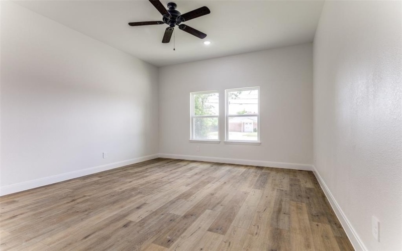 4715 Ramey Avenue, Fort Worth, TX 76105, 4 Bedrooms Bedrooms, ,2 BathroomsBathrooms,Residential,For Sale,4715 Ramey Avenue,20991999