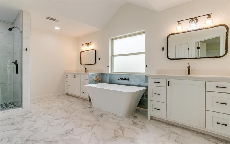 11332 County Road 418, Grandview, TX 76050, 4 Habitaciones Habitaciones , ,3 BañosBaños,Residential,En Venta,11332 County Road 418,20992627