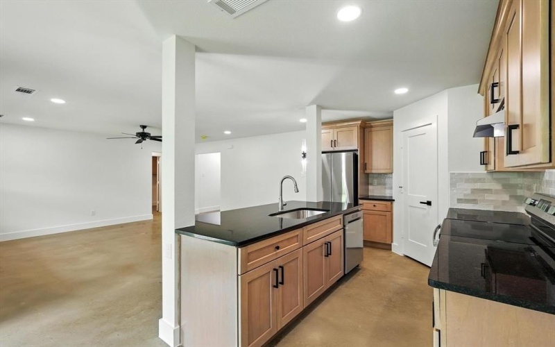 1004 Branch Street, Greenville, TX 75401, 4 Habitaciones Habitaciones , ,2 BañosBaños,Residential,En Venta,1004 Branch Street,20992835