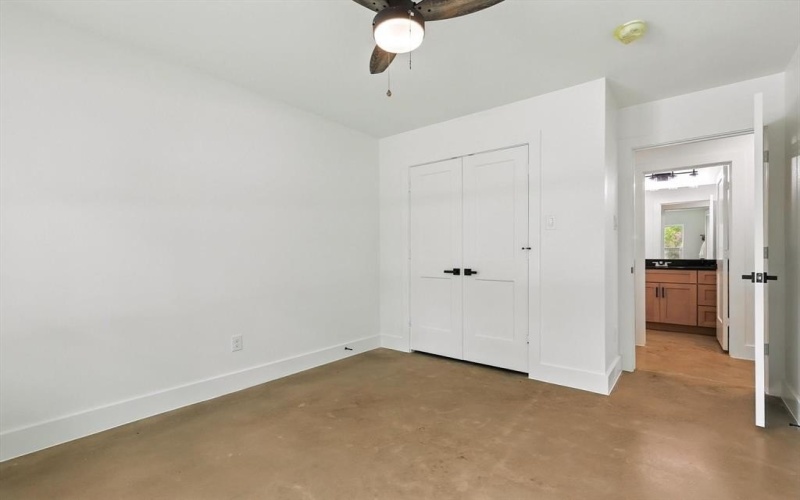 1004 Branch Street, Greenville, TX 75401, 4 Habitaciones Habitaciones , ,2 BañosBaños,Residential,En Venta,1004 Branch Street,20992835