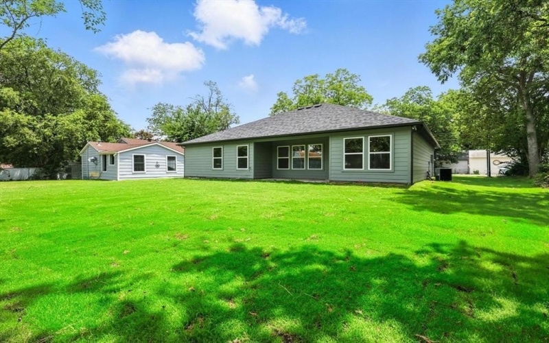 1004 Branch Street, Greenville, TX 75401, 4 Habitaciones Habitaciones , ,2 BañosBaños,Residential,En Venta,1004 Branch Street,20992835