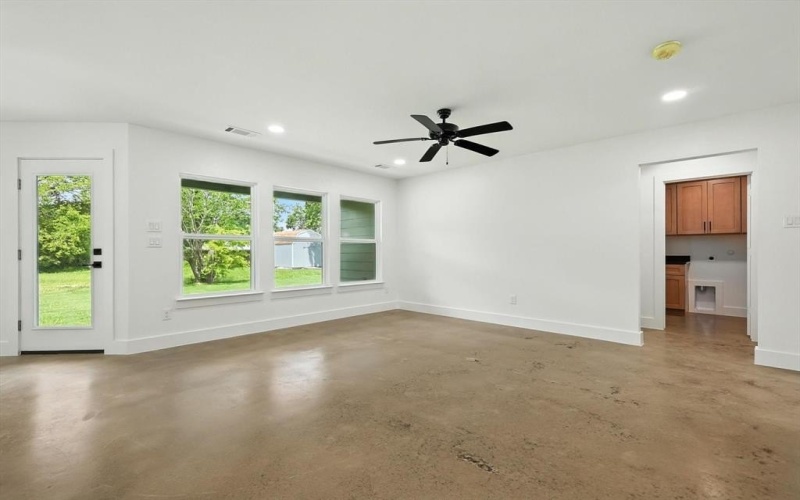 1004 Branch Street, Greenville, TX 75401, 4 Habitaciones Habitaciones , ,2 BañosBaños,Residential,En Venta,1004 Branch Street,20992835