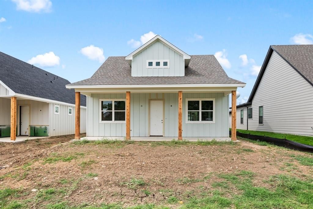 207 W 7th Street, Justin, TX 76247, 4 Bedrooms Bedrooms, ,2 BathroomsBathrooms,Residential,For Sale,207 W 7th Street,20992858