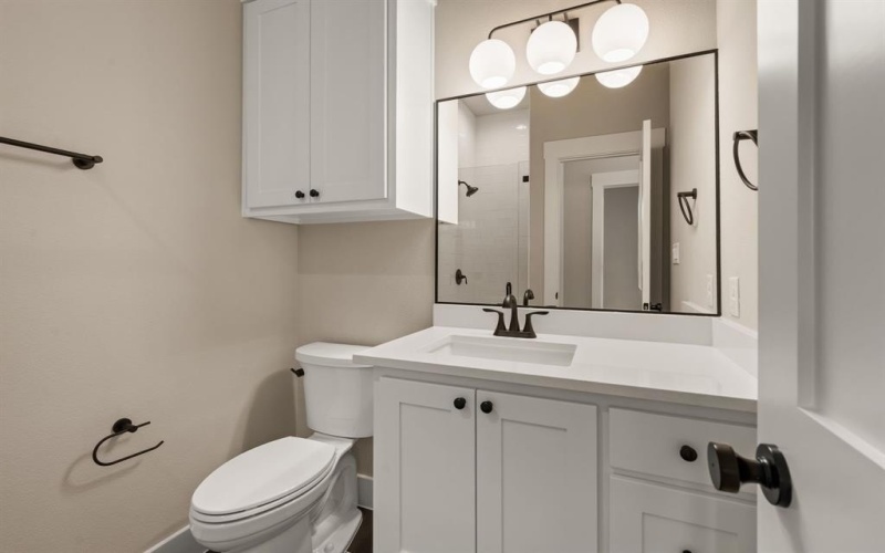 207 W 7th Street, Justin, TX 76247, 4 Habitaciones Habitaciones , ,3 BañosBaños,Residential,En Venta,207 W 7th Street,0,20992858