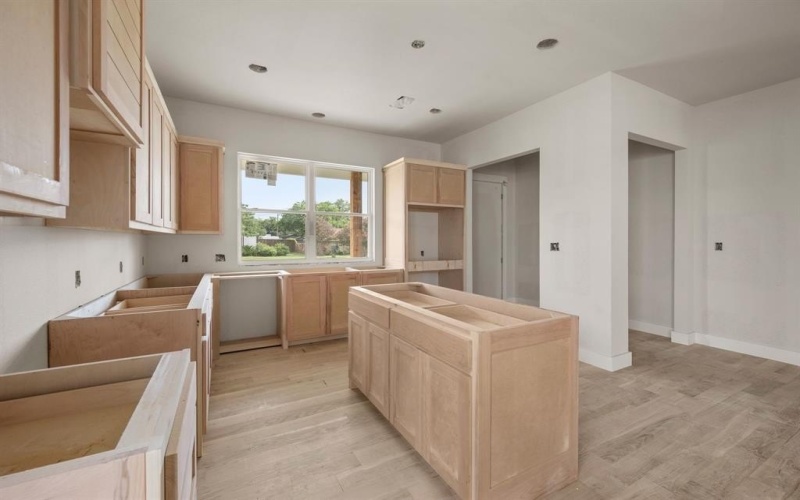 207 W 7th Street, Justin, TX 76247, 4 Bedrooms Bedrooms, ,2 BathroomsBathrooms,Residential,For Sale,207 W 7th Street,20992858