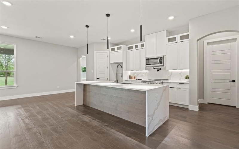 38093 Misty Ridge Drive, Whitney, TX 76692, 3 Bedrooms Bedrooms, ,2 BathroomsBathrooms,Residential,For Sale,38093 Misty Ridge Drive,20993092