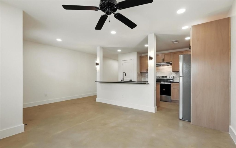 3206 Sayle Street #102, Greenville, TX 75401, 3 Habitaciones Habitaciones , ,1 BañoBaños,Residential,En Venta,3206 Sayle Street,20993580