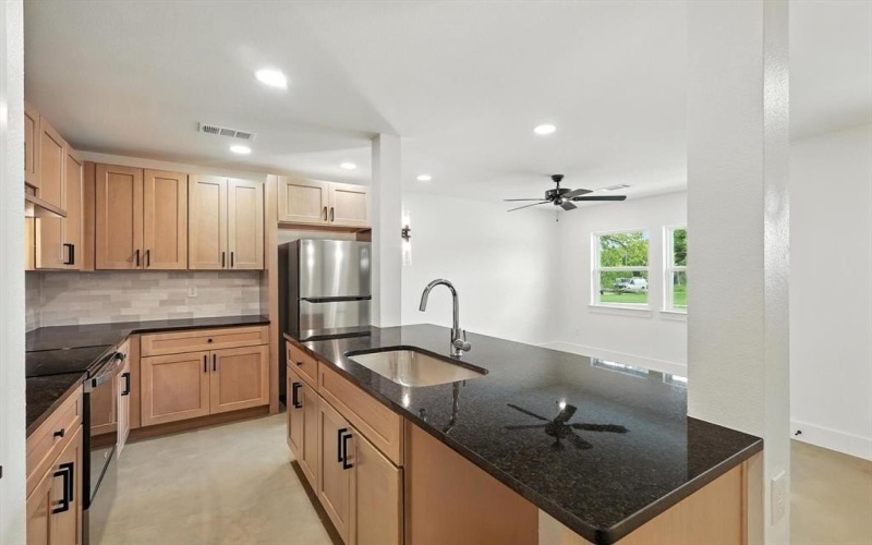 3206 Sayle Street #102, Greenville, TX 75401, 3 Habitaciones Habitaciones , ,1 BañoBaños,Residential,En Venta,3206 Sayle Street,20993580