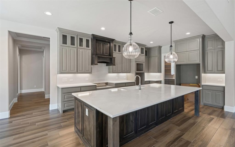 2056 Vaquero Drive, Weatherford, TX 76087, 4 Habitaciones Habitaciones , ,3 BañosBaños,Residential,En Venta,2056 Vaquero Drive,0,20994175