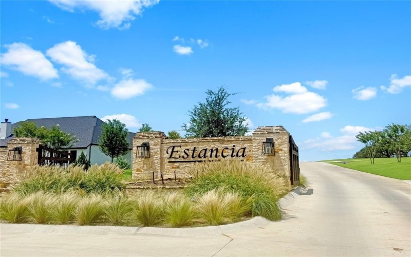 2056 Vaquero Drive, Weatherford, TX 76087, 4 Bedrooms Bedrooms, ,3 BathroomsBathrooms,Residential,For Sale,2056 Vaquero Drive,20994175