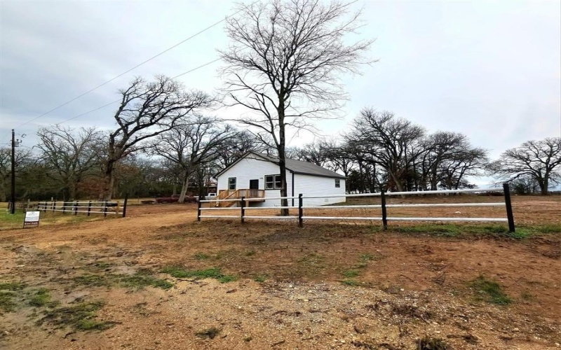 12358 Trinity Hill, Kemp, TX 75143, 2 Bedrooms Bedrooms, ,1 BathroomBathrooms,Residential,For Sale,12358 Trinity Hill,20994462