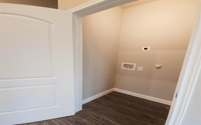 12358 Trinity Hill, Kemp, TX 75143, 2 Bedrooms Bedrooms, ,1 BathroomBathrooms,Residential,For Sale,12358 Trinity Hill,20994462