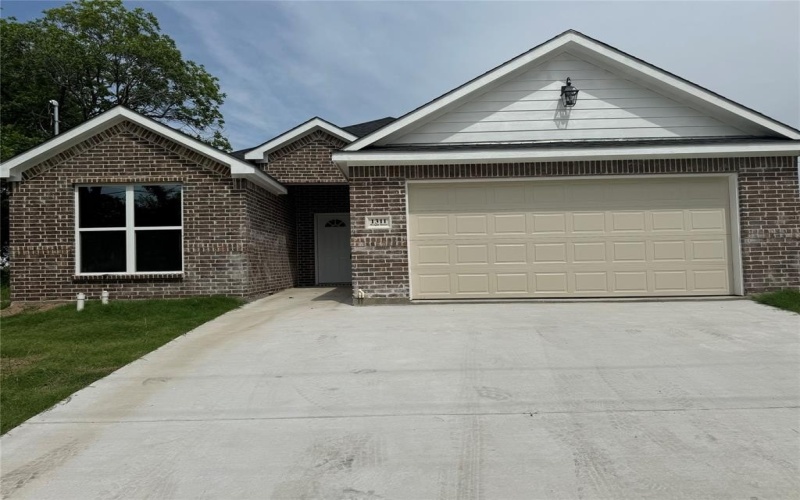 1311 Wright, Greenville, TX 75401, 3 Habitaciones Habitaciones , ,2 BañosBaños,Residential,En Venta,1311 Wright,20994463