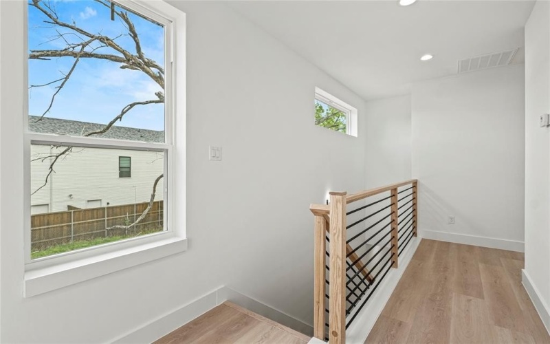 1908 Duluth Street, Dallas, TX 75212, 3 Bedrooms Bedrooms, ,2 BathroomsBathrooms,Residential,For Sale,1908 Duluth Street,20994492