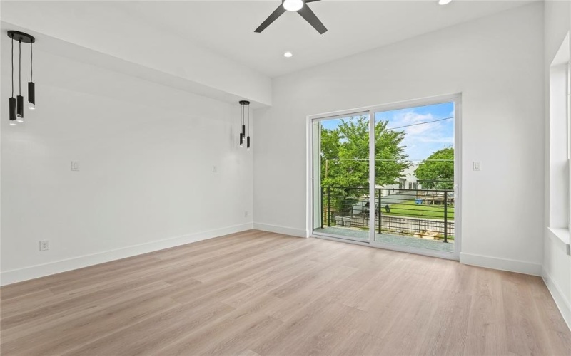 1908 Duluth Street, Dallas, TX 75212, 3 Bedrooms Bedrooms, ,2 BathroomsBathrooms,Residential,For Sale,1908 Duluth Street,20994492