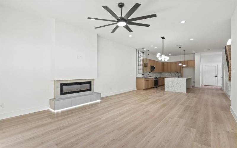1908 Duluth Street, Dallas, TX 75212, 3 Bedrooms Bedrooms, ,2 BathroomsBathrooms,Residential,For Sale,1908 Duluth Street,20994492