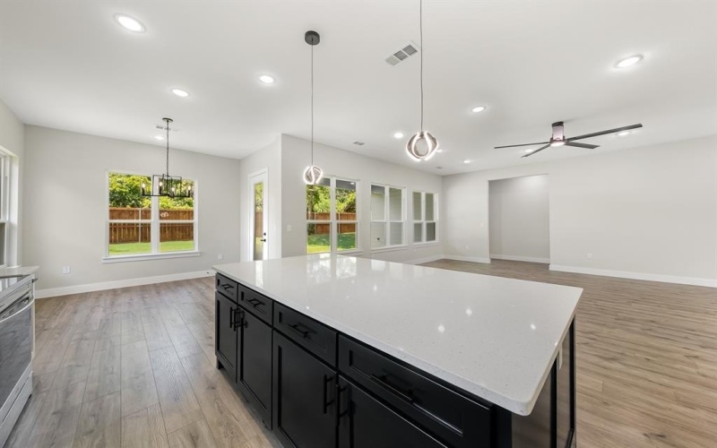 119 Windwood Drive, DeSoto, TX 75115, 3 Habitaciones Habitaciones , ,2 BañosBaños,Residential,En Venta,119 Windwood Drive,20994541