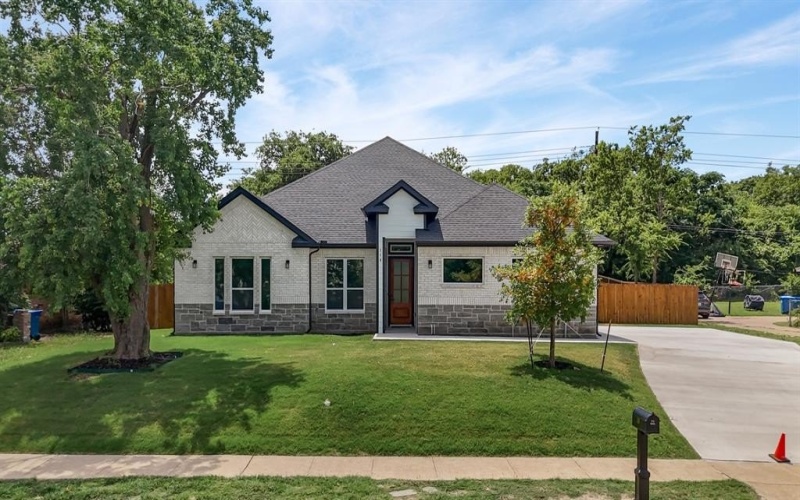 119 Windwood Drive, DeSoto, TX 75115, 3 Habitaciones Habitaciones , ,2 BañosBaños,Residential,En Venta,119 Windwood Drive,20994541