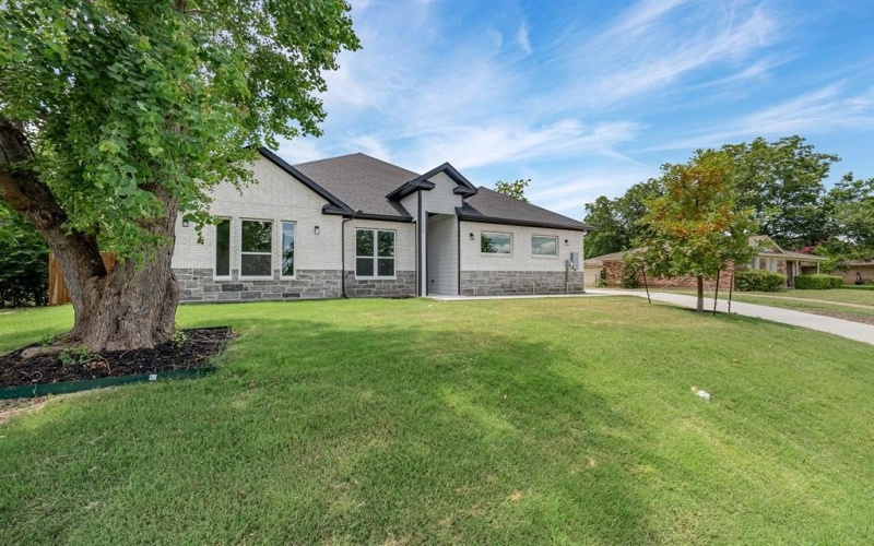 119 Windwood Drive, DeSoto, TX 75115, 3 Habitaciones Habitaciones , ,2 BañosBaños,Residential,En Venta,119 Windwood Drive,20994541