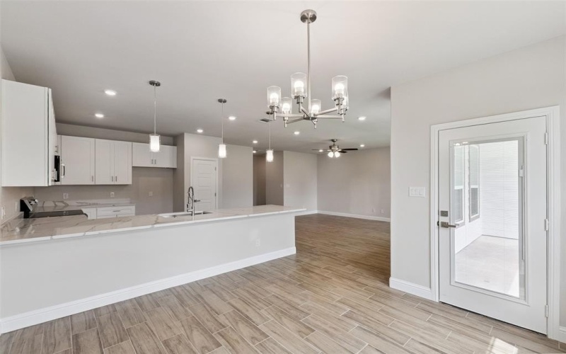 5716 Belaire Circle, Granbury, TX 76048, 3 Bedrooms Bedrooms, ,2 BathroomsBathrooms,Residential,For Sale,5716 Belaire Circle,20994661