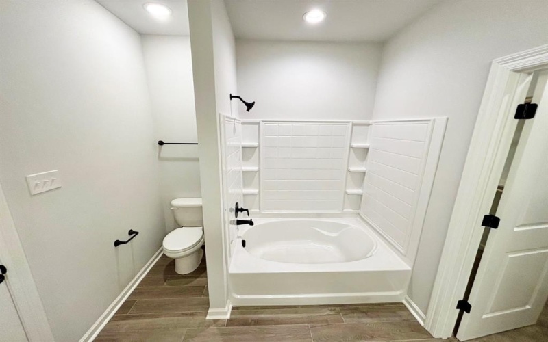 418 Zinfandel Place, Haughton, LA 71037, 3 Bedrooms Bedrooms, ,2 BathroomsBathrooms,Residential,For Sale,418 Zinfandel Place,0,20994759