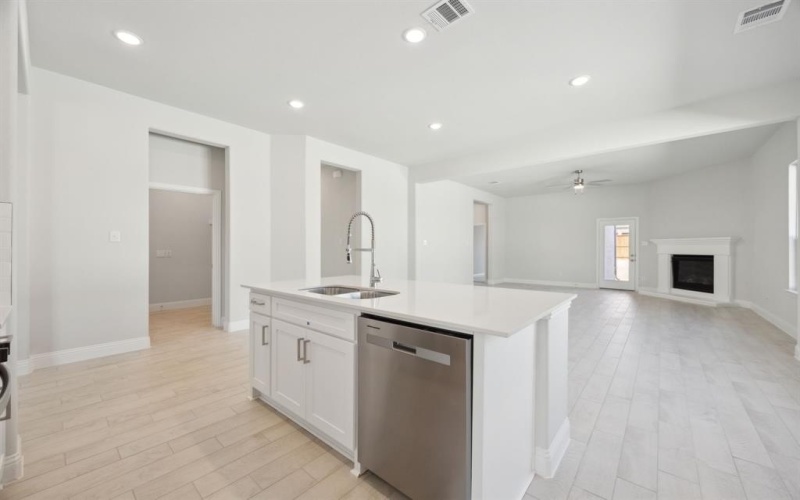 2901 Italia Terrace, Princeton, TX 75407, 4 Bedrooms Bedrooms, ,2 BathroomsBathrooms,Residential,For Sale,2901 Italia Terrace,20994781