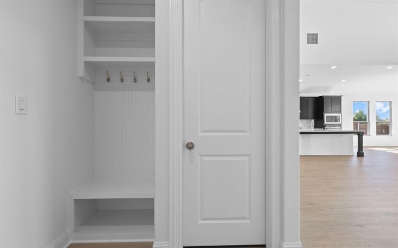 2101 Eagle Nest Drive, Mesquite, TX 75181, 4 Bedrooms Bedrooms, ,3 BathroomsBathrooms,Residential,For Sale,2101 Eagle Nest Drive,0,20994799