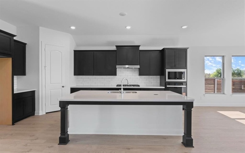 2101 Eagle Nest Drive, Mesquite, TX 75181, 4 Bedrooms Bedrooms, ,3 BathroomsBathrooms,Residential,For Sale,2101 Eagle Nest Drive,0,20994799