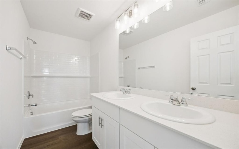 2114 Sugar Maple Lane, Forney, TX 75126, 4 Habitaciones Habitaciones , ,2 BañosBaños,Residential,En Venta,2114 Sugar Maple Lane,0,20994826