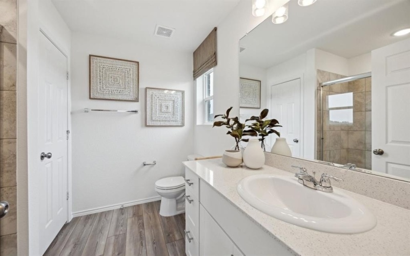 2043 Pleasant Knoll Circle, Forney, TX 75126, 3 Bedrooms Bedrooms, ,2 BathroomsBathrooms,Residential,For Sale,2043 Pleasant Knoll Circle,20994878