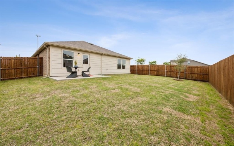 2043 Pleasant Knoll Circle, Forney, TX 75126, 3 Bedrooms Bedrooms, ,2 BathroomsBathrooms,Residential,For Sale,2043 Pleasant Knoll Circle,20994878