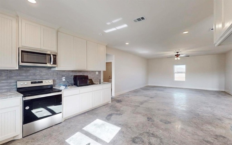 1205 Smyrna Meadows, Sunset, TX 76270, 3 Bedrooms Bedrooms, ,2 BathroomsBathrooms,Residential,For Sale,1205 Smyrna Meadows,20994903
