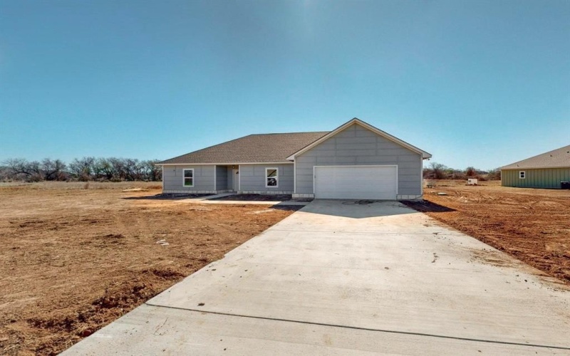1205 Smyrna Meadows, Sunset, TX 76270, 3 Bedrooms Bedrooms, ,2 BathroomsBathrooms,Residential,For Sale,1205 Smyrna Meadows,20994903