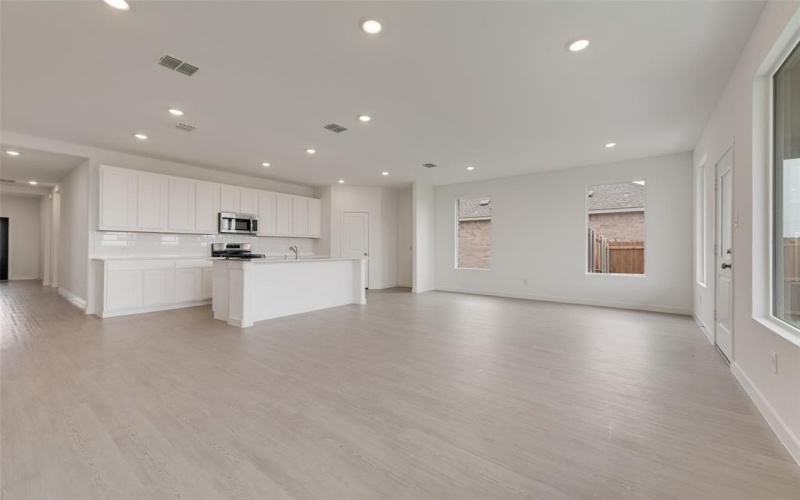 1804 Alpine Larch Lane, McKinney, TX 75071, 4 Bedrooms Bedrooms, ,3 BathroomsBathrooms,Residential,For Sale,1804 Alpine Larch Lane,20994978
