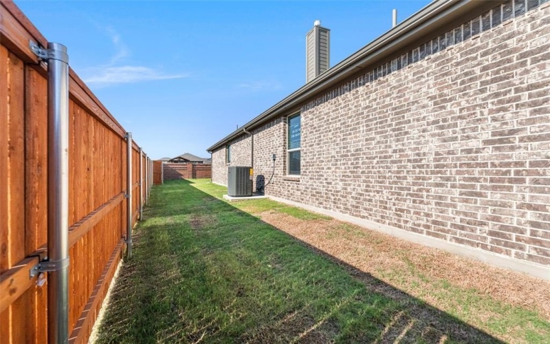 2101 Kelva Drive, Fort Worth, TX 76052, 4 Habitaciones Habitaciones , ,2 BañosBaños,Residential,En Venta,2101 Kelva Drive,0,20995011