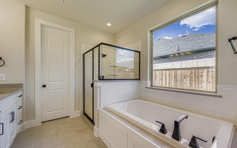 1809 Flowerfield Lane, Mansfield, TX 76063, 4 Habitaciones Habitaciones , ,3 BañosBaños,Residential,En Venta,1809 Flowerfield Lane,0,20995100