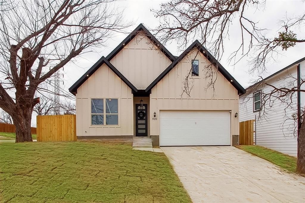 1920 Avenue B, Fort Worth, TX 76104, 4 Habitaciones Habitaciones , ,2 BañosBaños,Residential,En Venta,1920 Avenue B,20995106