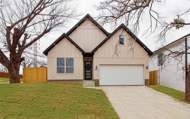 1920 Avenue B, Fort Worth, TX 76104, 4 Habitaciones Habitaciones , ,2 BañosBaños,Residential,En Venta,1920 Avenue B,20995106