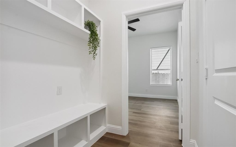 1920 Avenue B, Fort Worth, TX 76104, 4 Habitaciones Habitaciones , ,2 BañosBaños,Residential,En Venta,1920 Avenue B,20995106