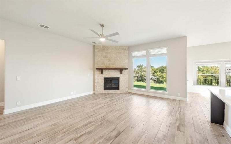 1407 Fishergate Drive, Forney, TX 75126, 4 Habitaciones Habitaciones , ,3 BañosBaños,Residential,En Venta,1407 Fishergate Drive,20995239
