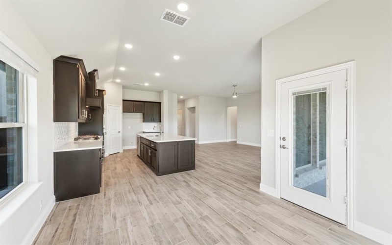 1407 Fishergate Drive, Forney, TX 75126, 4 Habitaciones Habitaciones , ,3 BañosBaños,Residential,En Venta,1407 Fishergate Drive,20995239